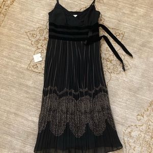 LOFT Size 2 NWT Cocktail dress. Ann Taylor.
